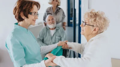 Choosing the Right Live-In Care Services for Your Loved Ones