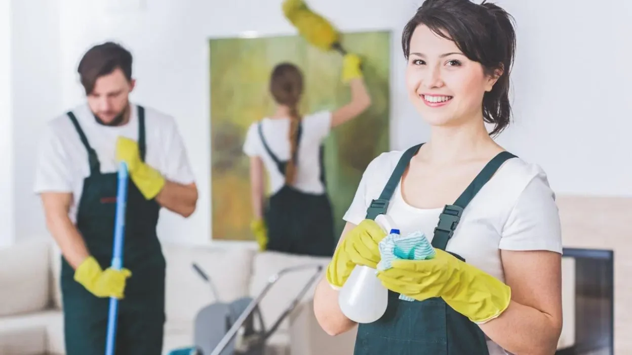 Professional Cleaning Solutions for Business Environments