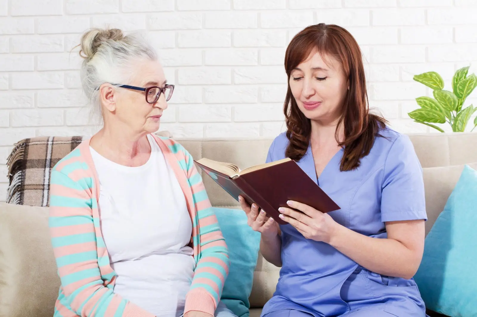 What Everyday Life Looks Like in a Modern Elderly Living Community