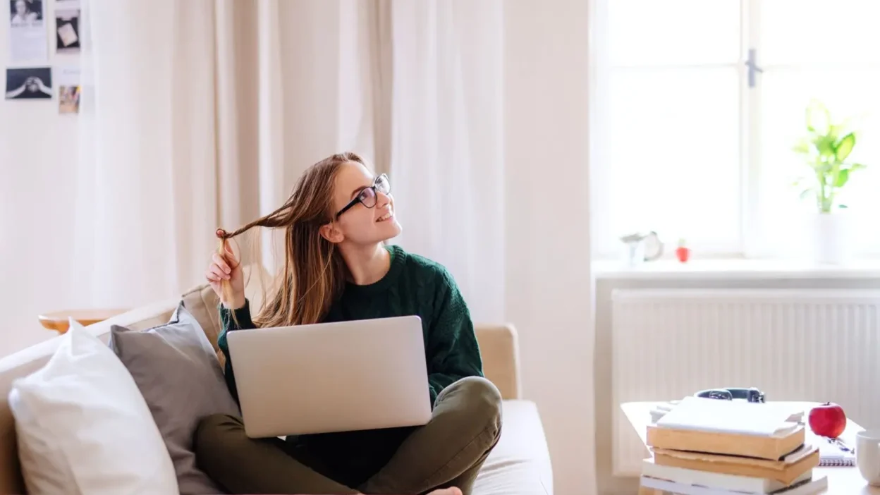 Student Apartment Living With Comfort and Modern Features