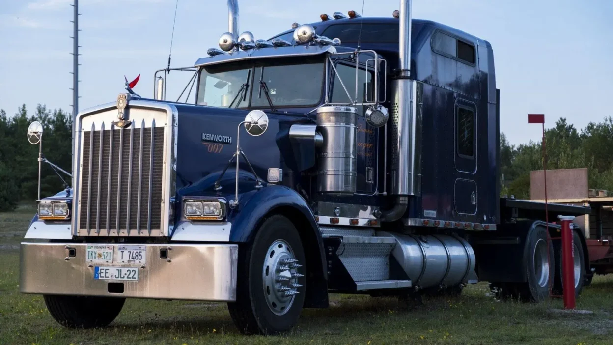 The Hidden Journey of Raw Materials Before They Reach Industries