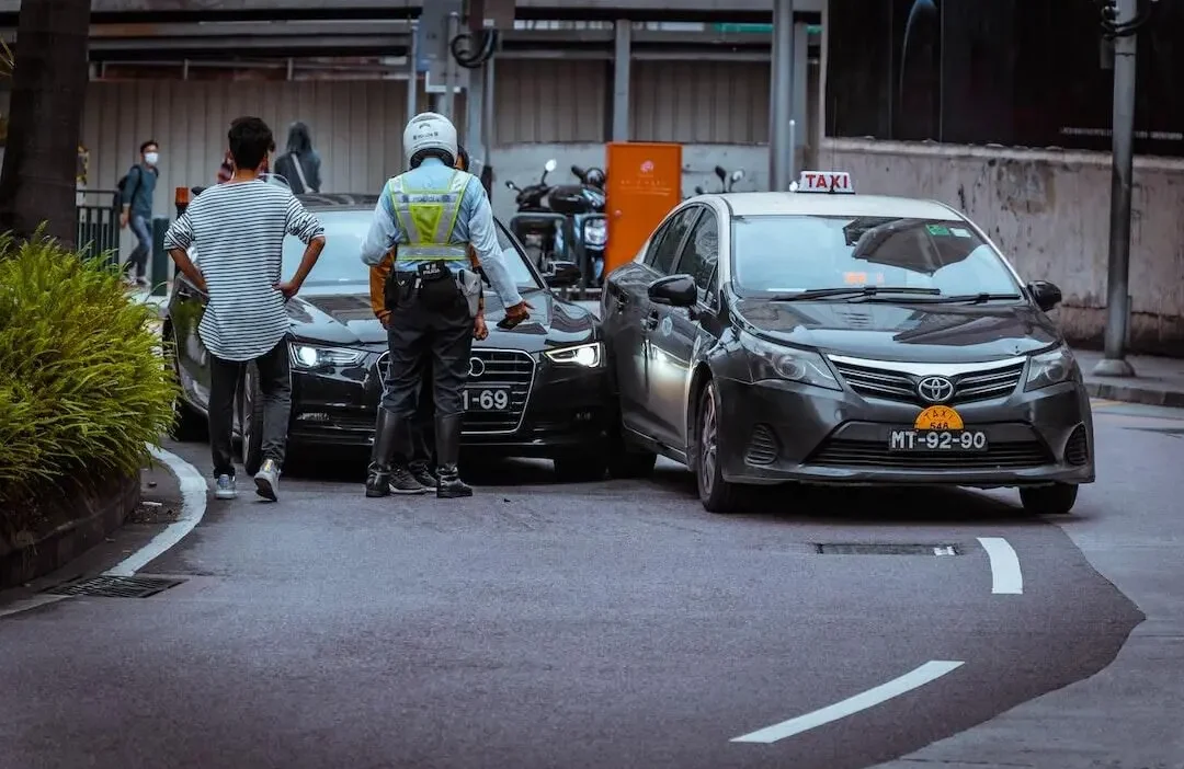 Understanding Your Legal Rights After a Lane Change Accident