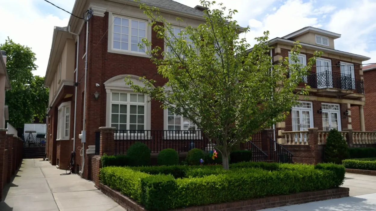 Student Housing Apartments with Modern Living Amenities