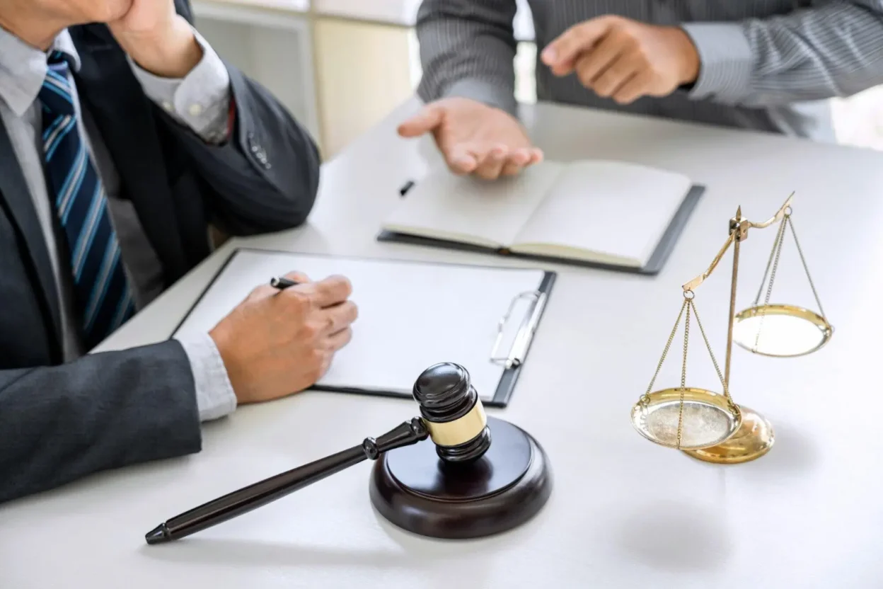 Top Factors to Consider When Hiring a Personal Injury Lawyer