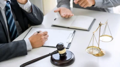 Top Factors to Consider When Hiring a Personal Injury Lawyer