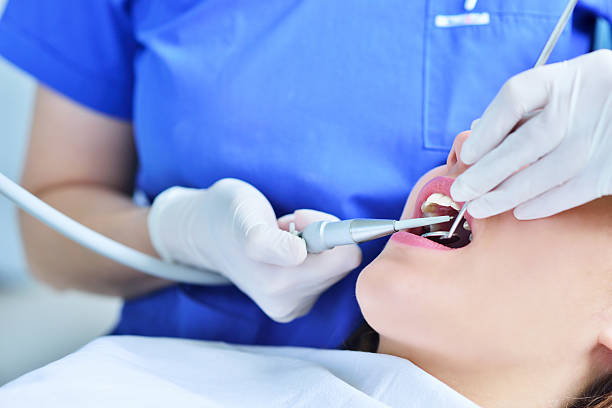 Choosing the Right Prosthodontist: Key Factors to Consider